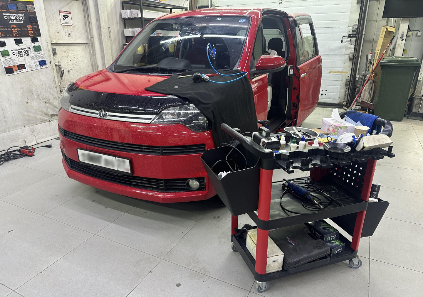 Технология ремонта автостекол: современные методы и материалы